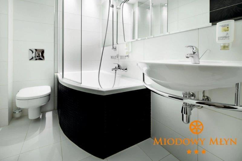 Hotel Miodowy Mlyn Opatow  Dış mekan fotoğraf