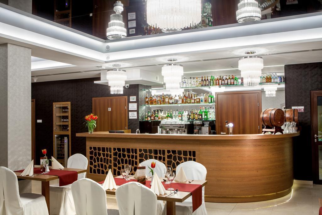 Hotel Miodowy Mlyn Opatow  Dış mekan fotoğraf